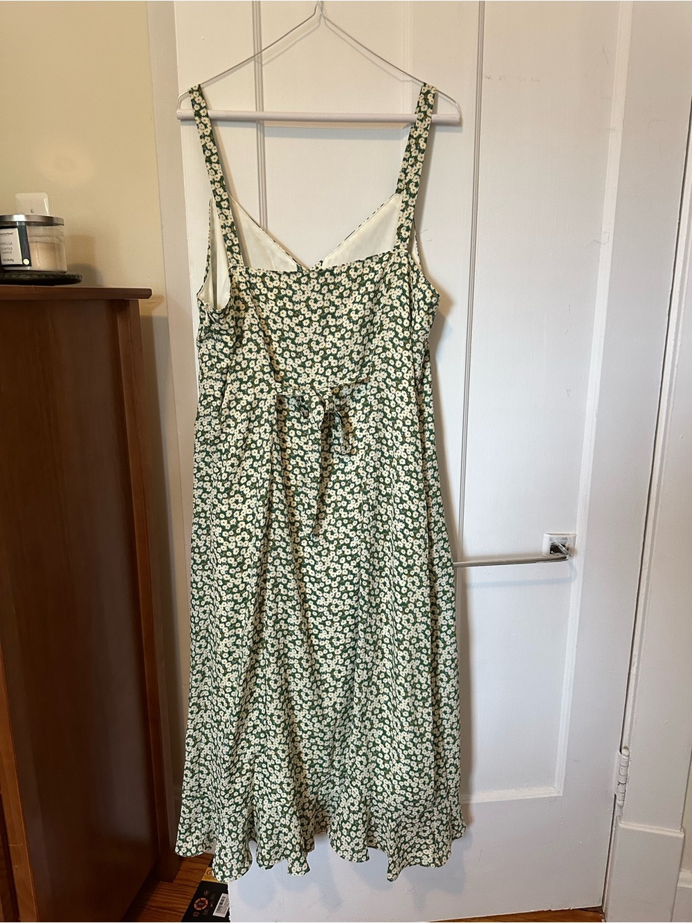 Lulu's Green and White Floral Midi Dress - Picture 2 of 4